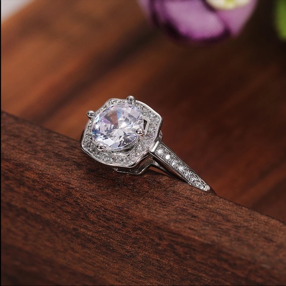 New Delicate 925 Silver engagement Diamond Ring - Picture 6 of 6